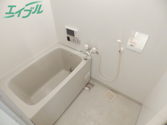 バス・シャワールーム　同型参考写真