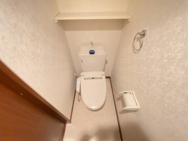 トイレ　ウォシュレット有り！