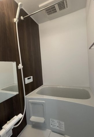 バス・シャワールーム　同施工参考写真となります