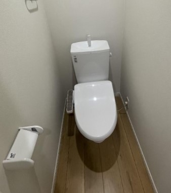 トイレ　同施工参考写真となります