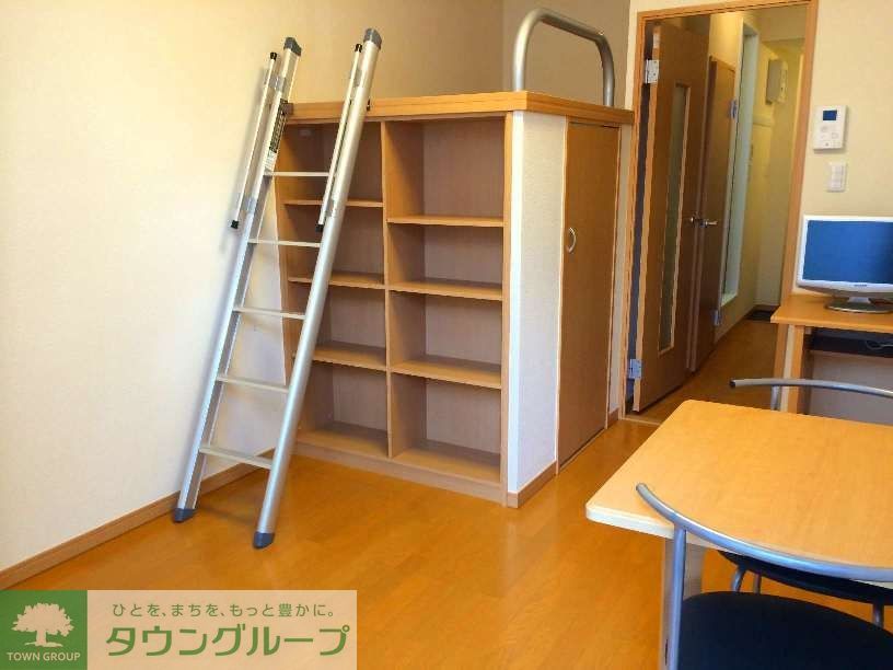 その他部屋・スペース　一階はフローリングです。