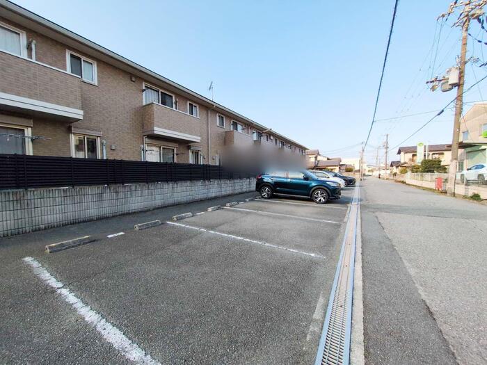 駐車場　駐車場