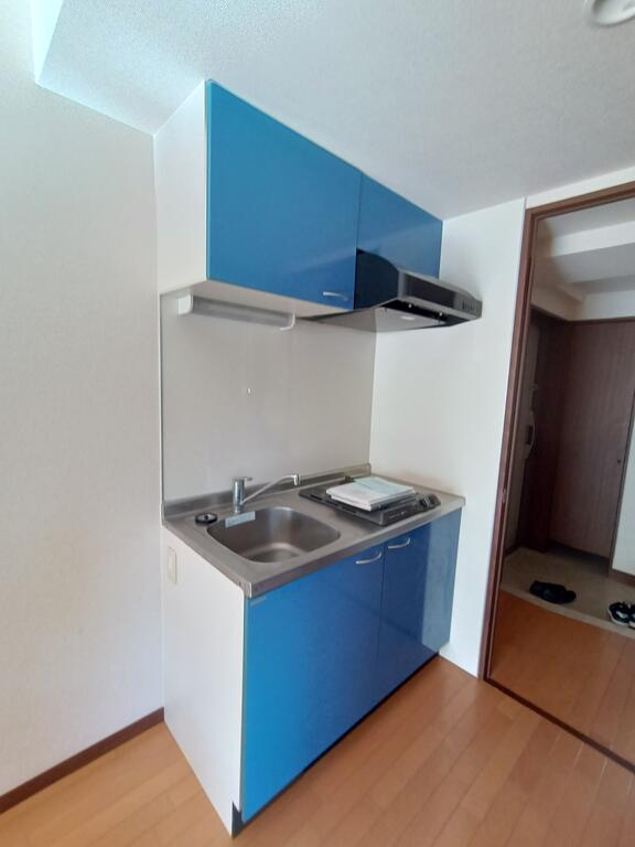 キッチン　2口コンロ・システムキッチン