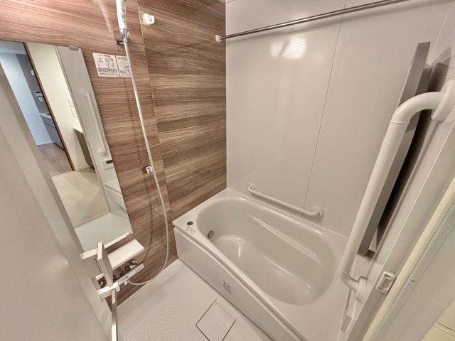 バス・シャワールーム　居住中のため別部屋参考
