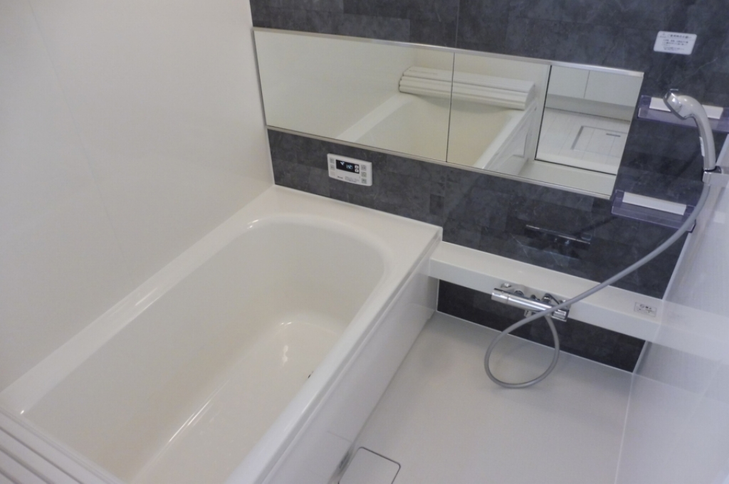 バス・シャワールーム　浴室