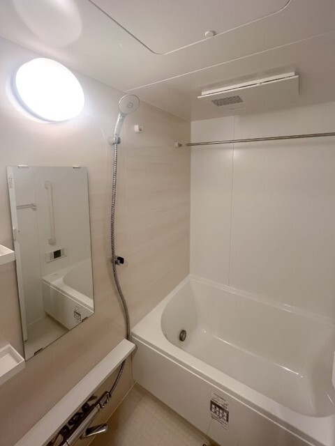 バス・シャワールーム　※写真は同タイプ住戸です。