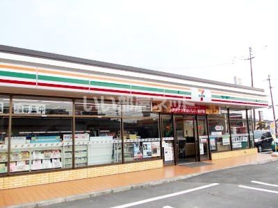 コンビニ　セブンイレブン 国分中央4丁目店（コンビニ）まで550m