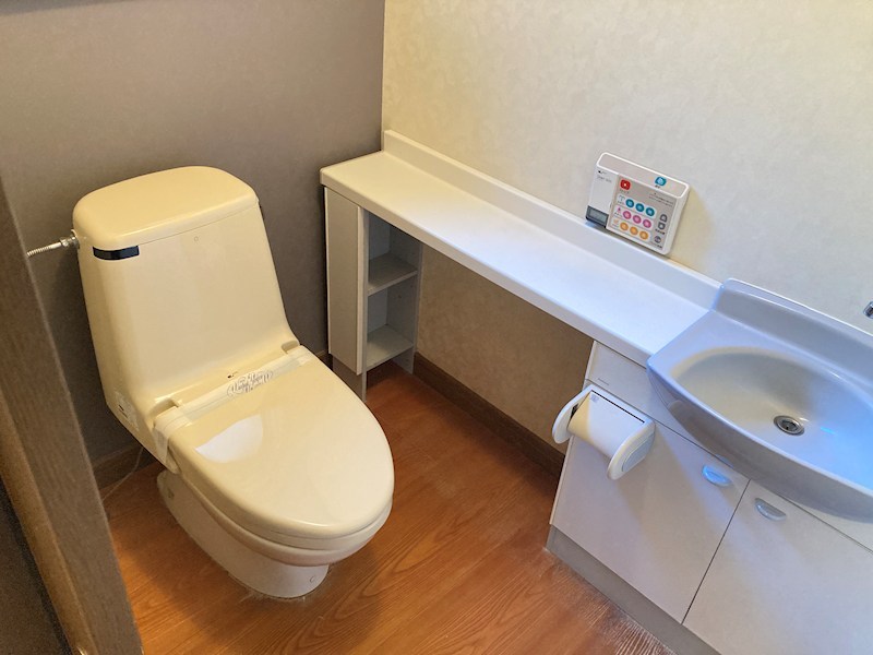 トイレ　1階トイレ