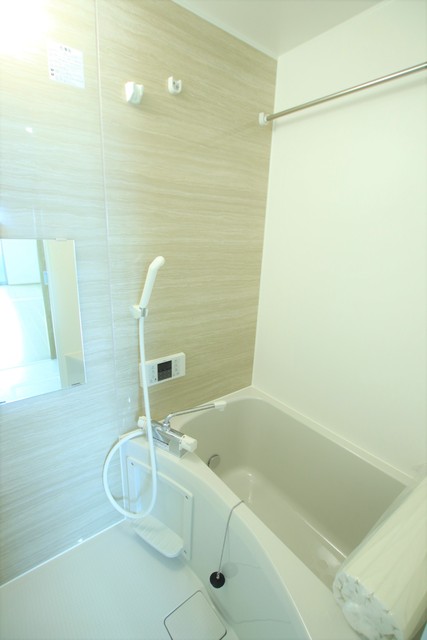 バス・シャワールーム　【別室参考写真】追い焚きつきの快適なバスルーム