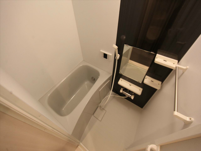 バス・シャワールーム　追い焚き機能付　オートバス機能付バスルーム