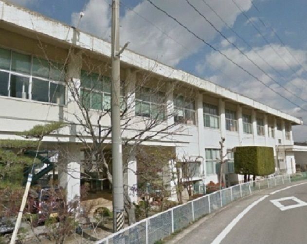 小学校　灘崎小学校迫川分校（小学校）まで350m