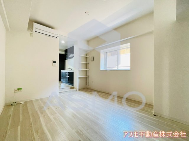 居室・リビング　同マンション別部屋参考写真