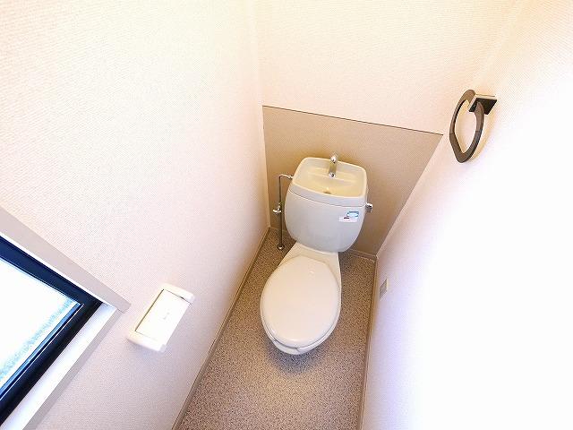 トイレ　コンパクトで使いやすいトイレです