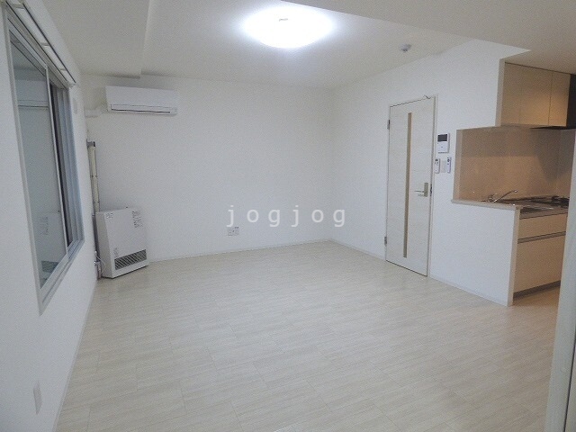 居室・リビング　同号室タイプ写真