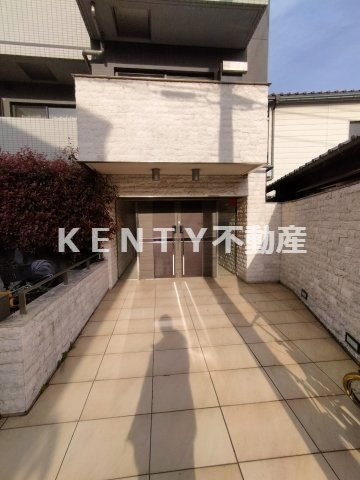 ロビー　建物の内部です