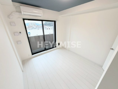 居室・リビング　※同物件別部屋、建設中の写真でございます※現況を優先します※