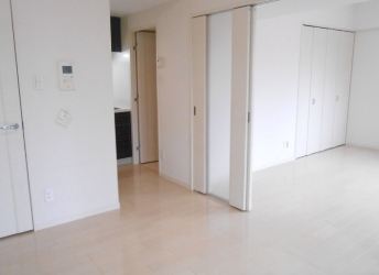 居室・リビング　☆明るい居室☆