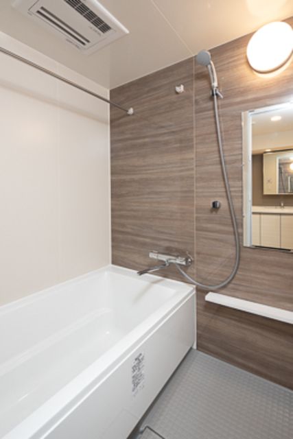 バス・シャワールーム