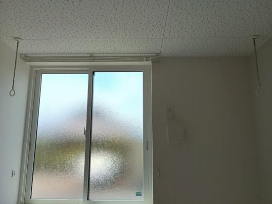 バルコニー　室内物干し