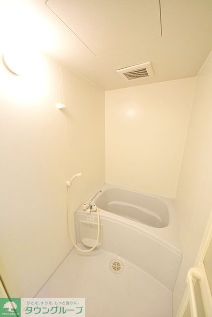 バス・シャワールーム　お問合せはタウンハウジングまで！※現地待合わせ相談可能