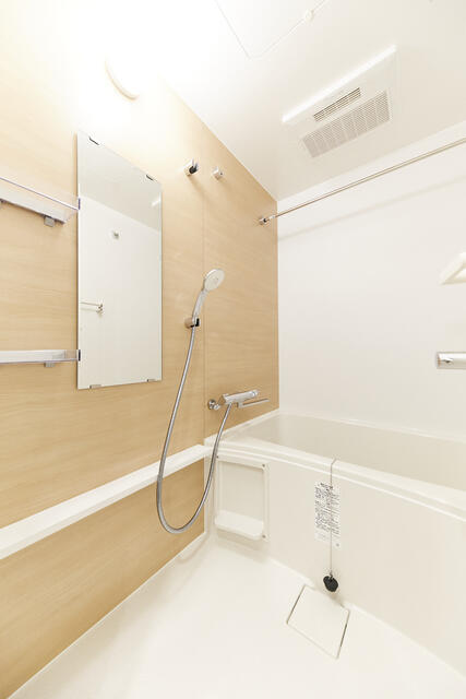 バス・シャワールーム　※写真は同タイプ住戸です。