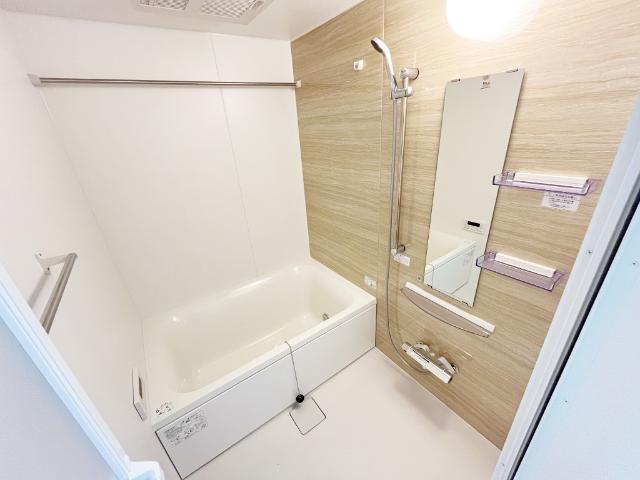 バス・シャワールーム　バス