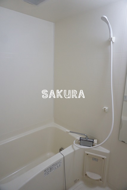 バス・シャワールーム　日々の疲れを癒すお風呂です♪