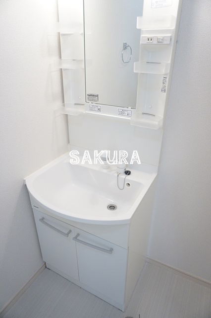 洗面設備　身支度に便利な洗面台♪