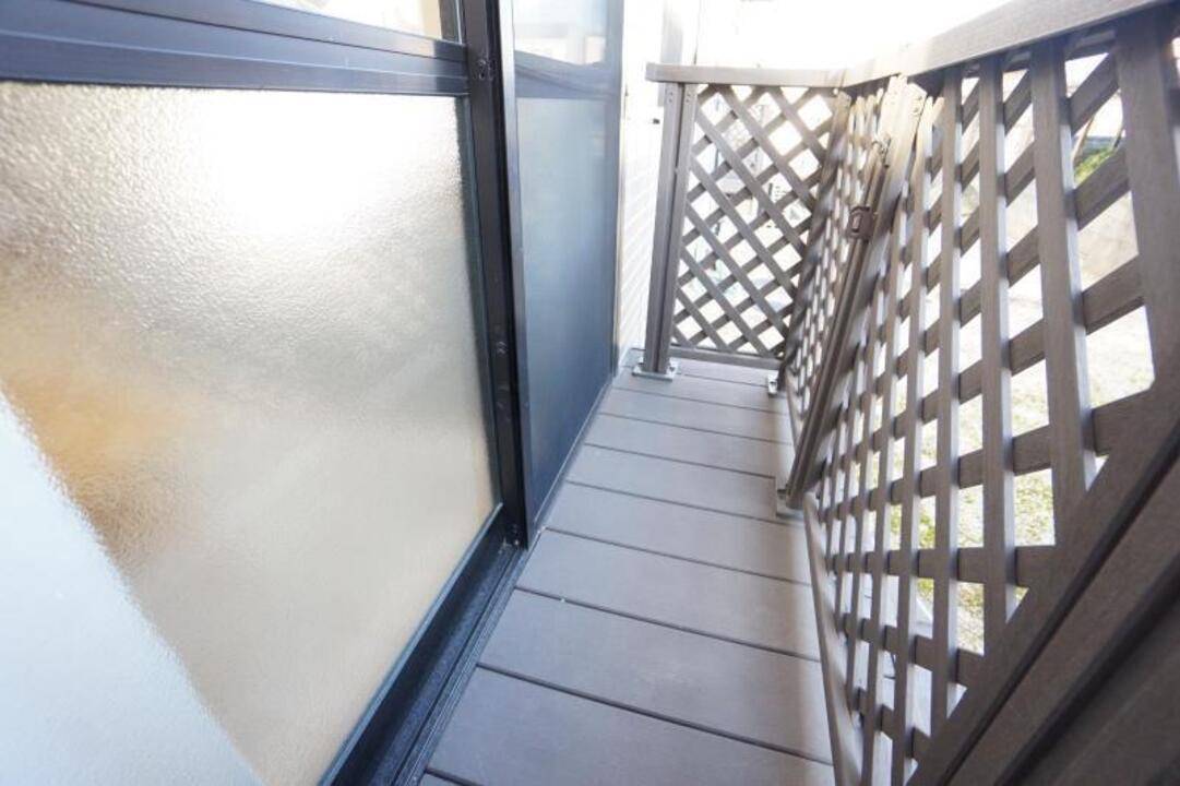 バルコニー　バルコニー