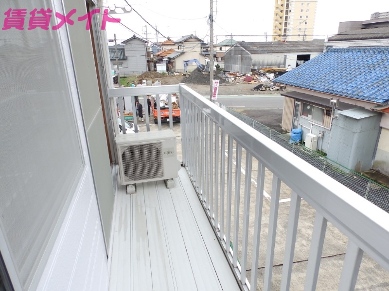 バルコニー　同タイプの画像です