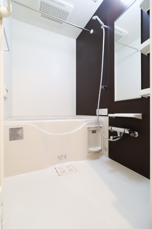 バス・シャワールーム　図面と現状に相違がある場合には現状を優先