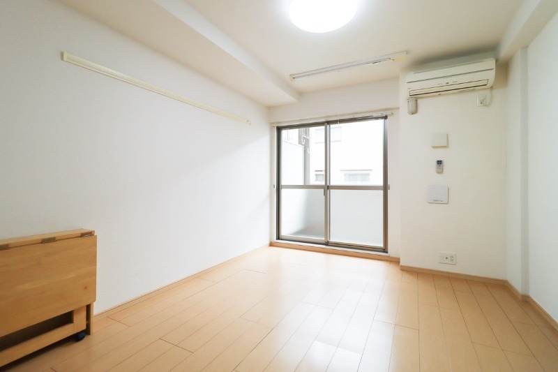 居室・リビング　図面と現状に相違がある場合には現状を優先