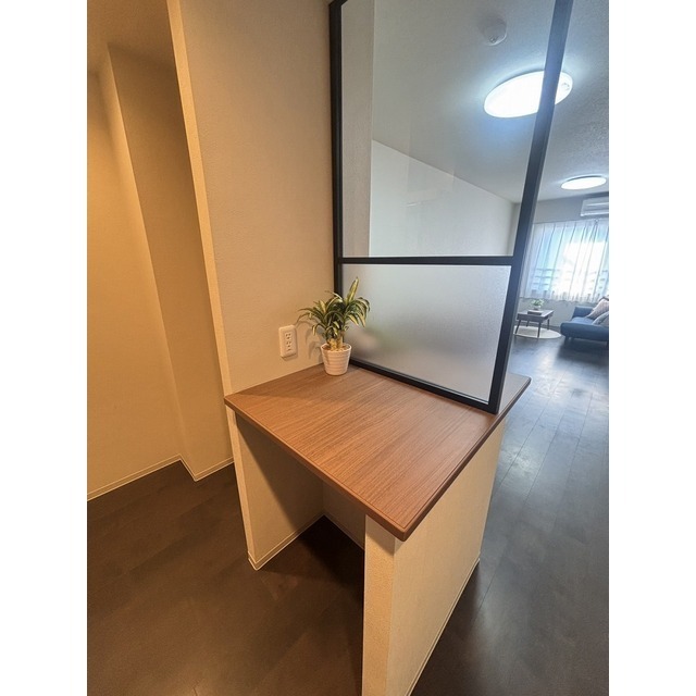 居室・リビング　※家具・家電の備え付けはありません