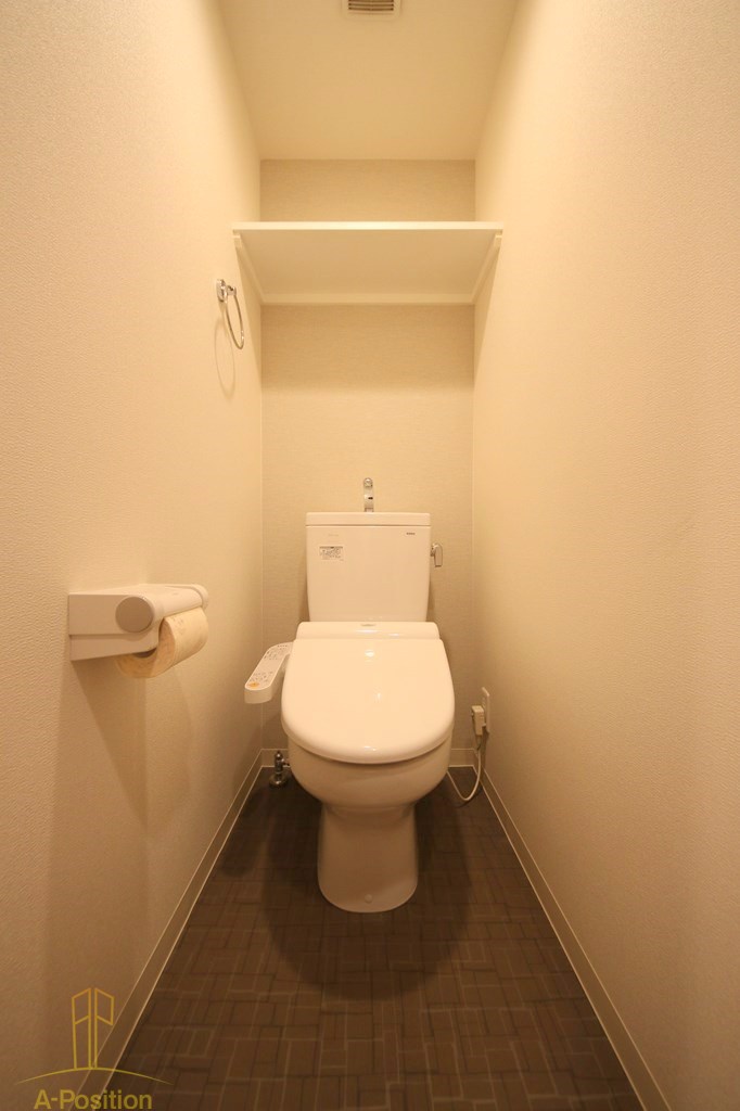 トイレ　プレサンス堺筋本町駅前