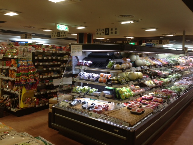 スーパー　ワイズマート辰巳店（スーパー）まで524m