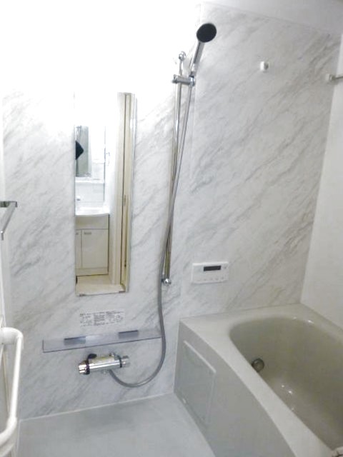 バス・シャワールーム　同仕様写真