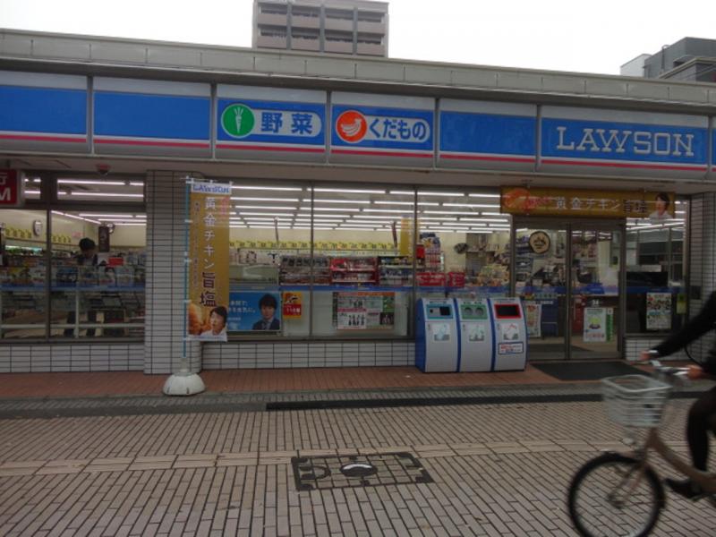 コンビニ　ローソン比恵町店（コンビニ）まで215m