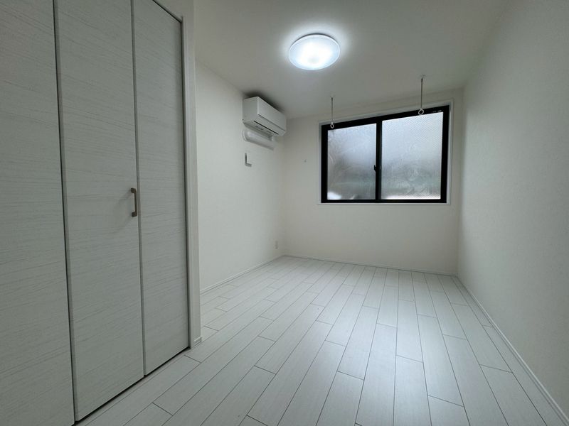 居室・リビング　内観1