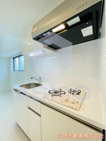 キッチン　同マンション別部屋　参考写真