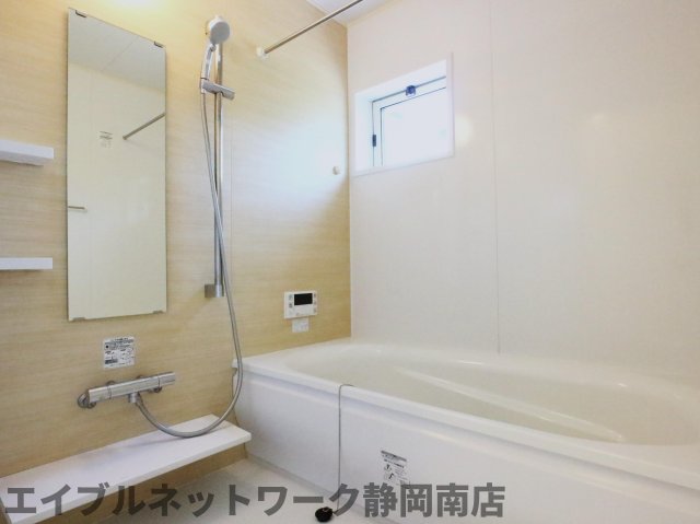 バス・シャワールーム　日々の暮らしに欠かせないお風呂です