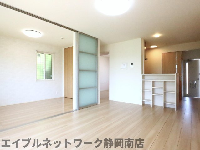 その他部屋・スペース　明るい色調の室内です