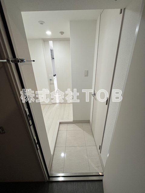 玄関　※別号室同間取り参考写真