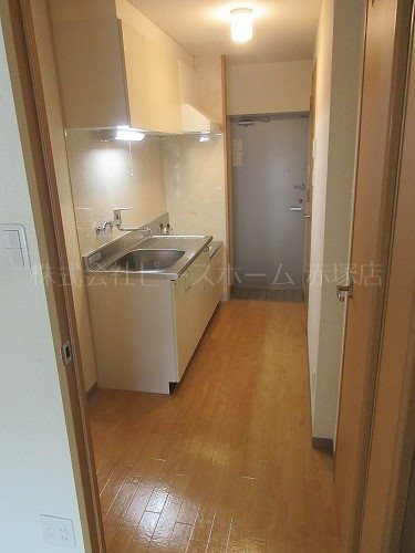 居室・リビング　※別号室参考写真