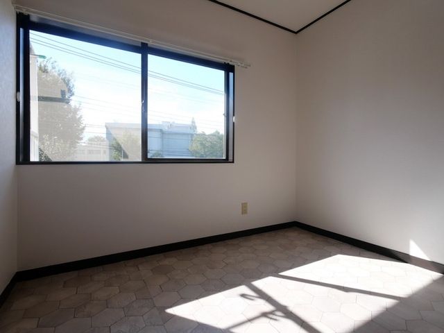 バルコニー　★明るい洋室です★