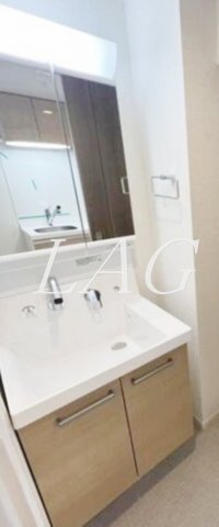 洗面設備　独立洗面台です。