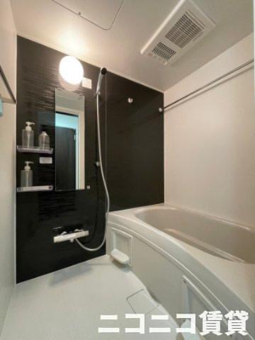 バス・シャワールーム　モデルルームの写真のため、現状を優先致します。