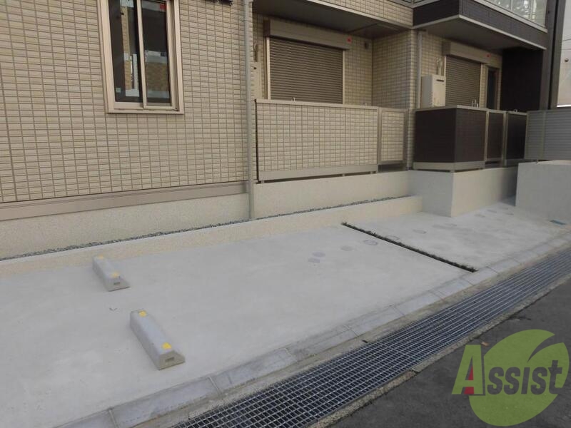 駐車場　大きい車も停めれます