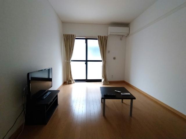 居室・リビング　2階以上は絨毯仕様です。?