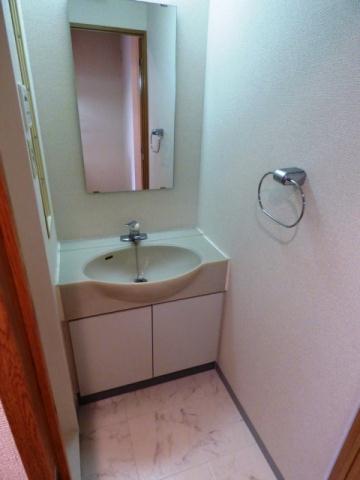 洗面設備　弊社は都内全域の物件をご紹介可能です！