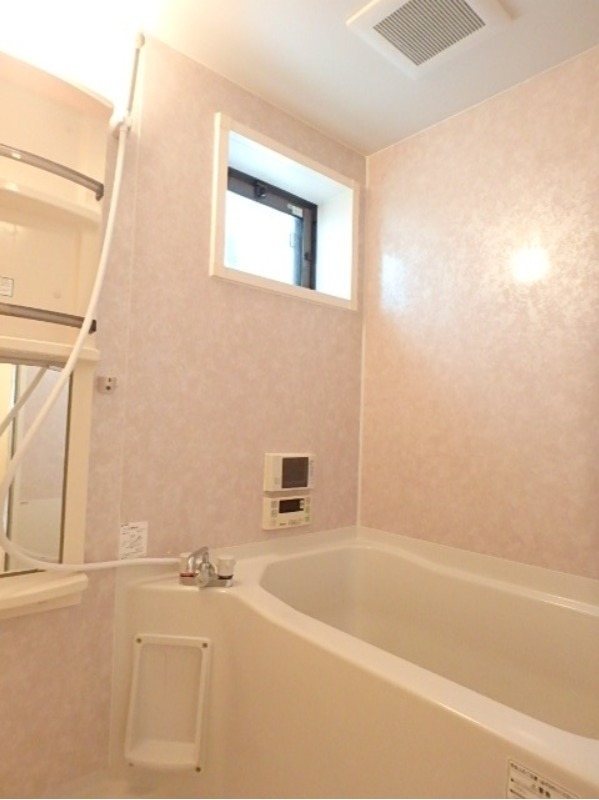 バス・シャワールーム　図面と現状に相違がある場合には現状を優先